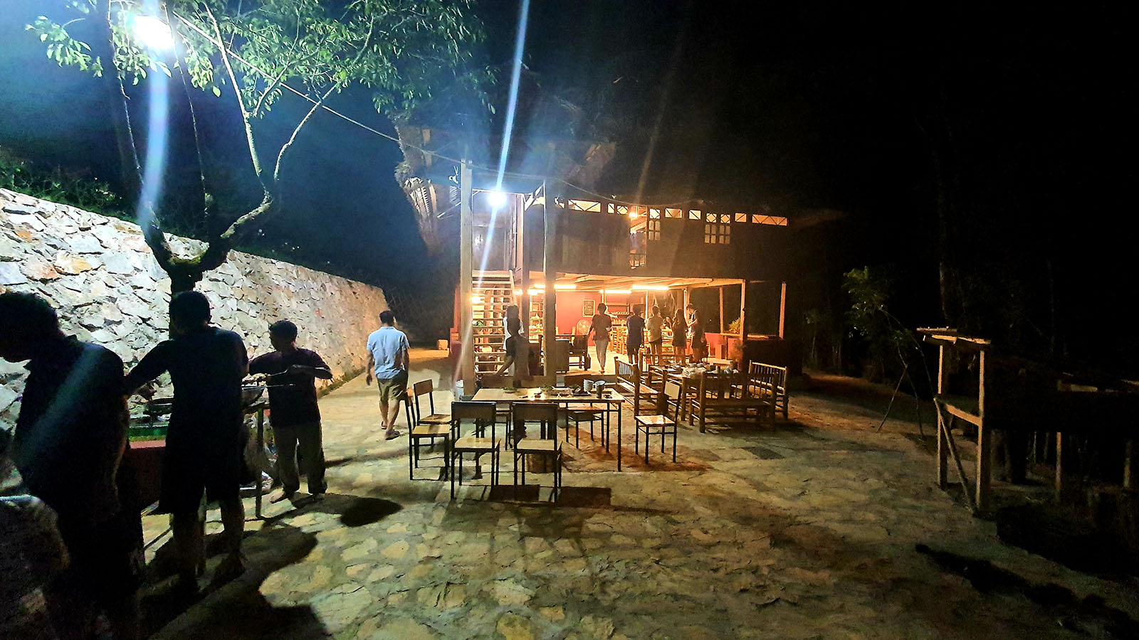 Mai's House Lũng Vân